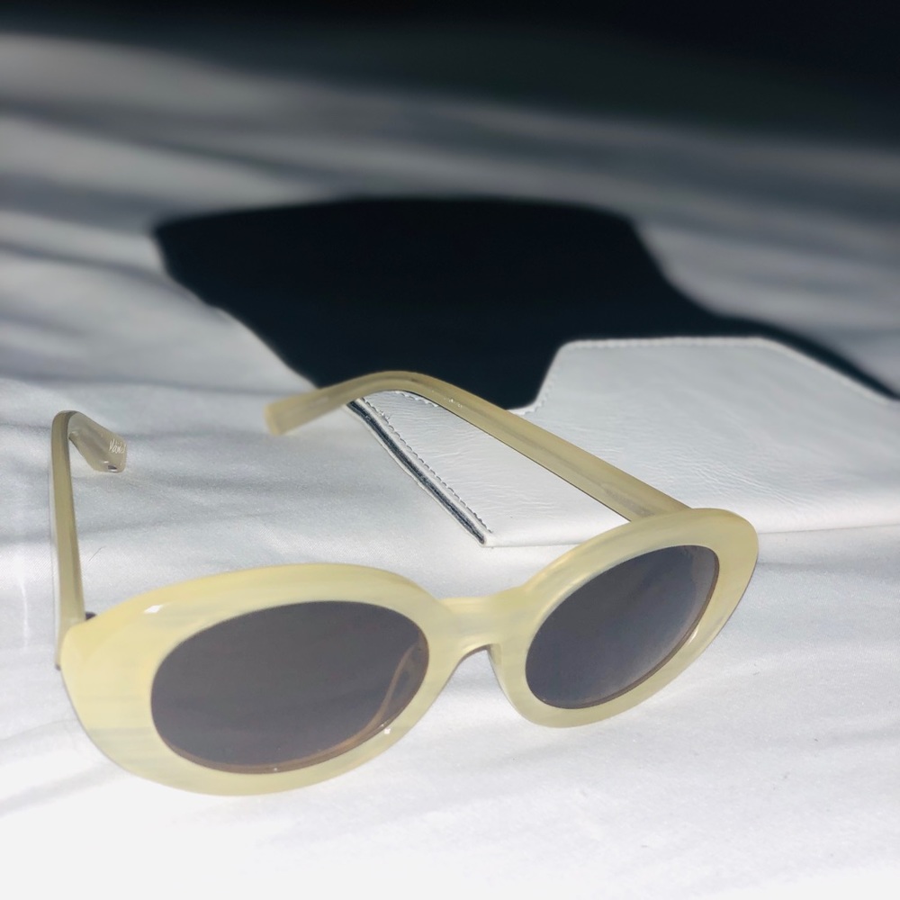 Elizabeth and James sunglasses